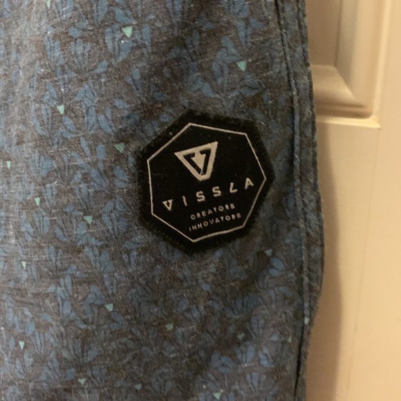 Vissla board shorts - Picture 2 of 3